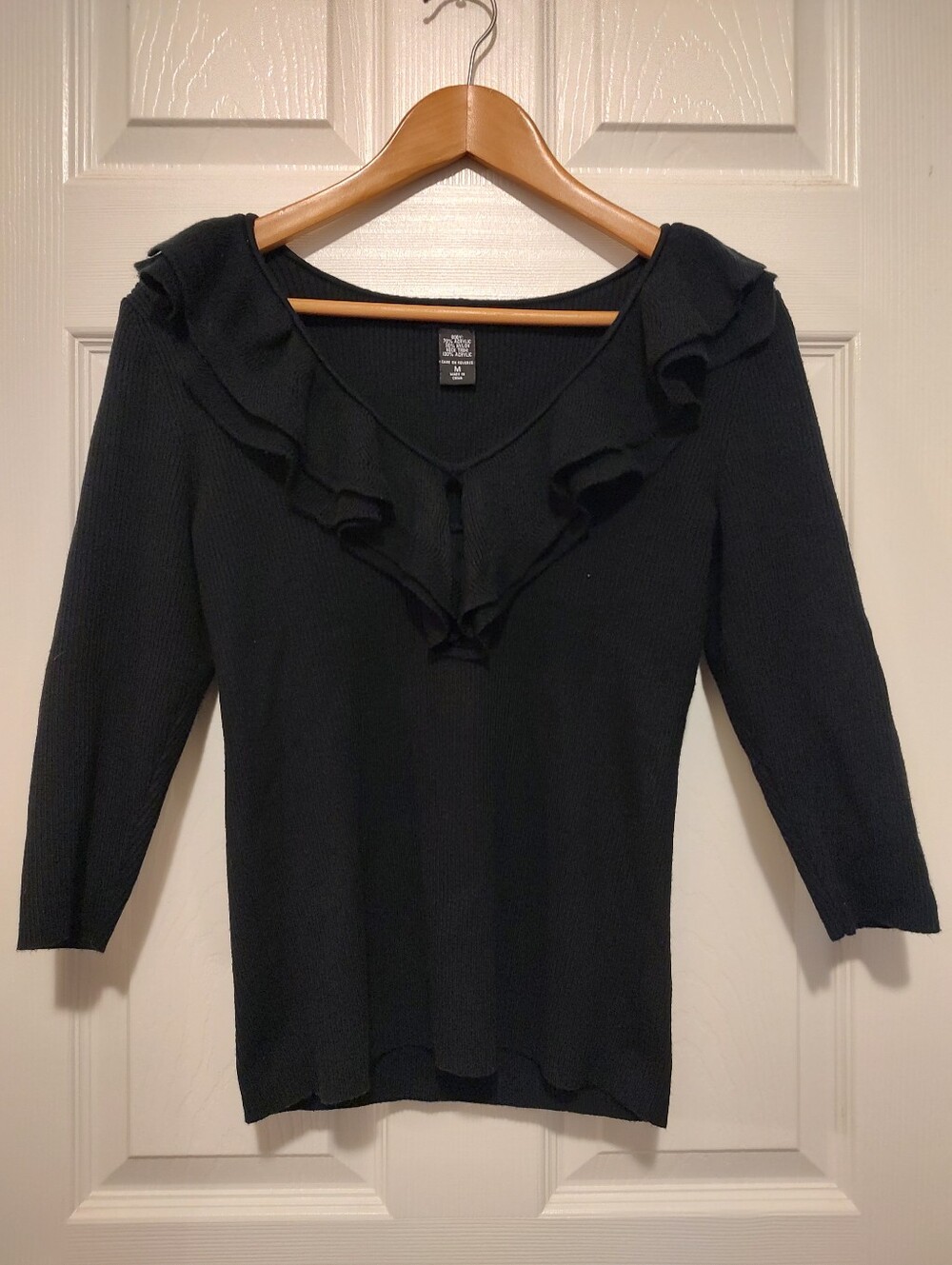 Black Ruffle V-Neck Women's Top - Unknown Brand